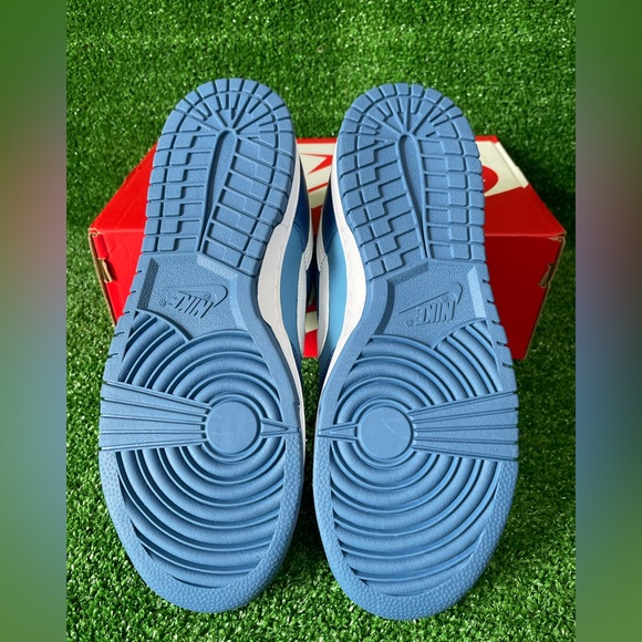 Dunk Low - Picture 3 of 4